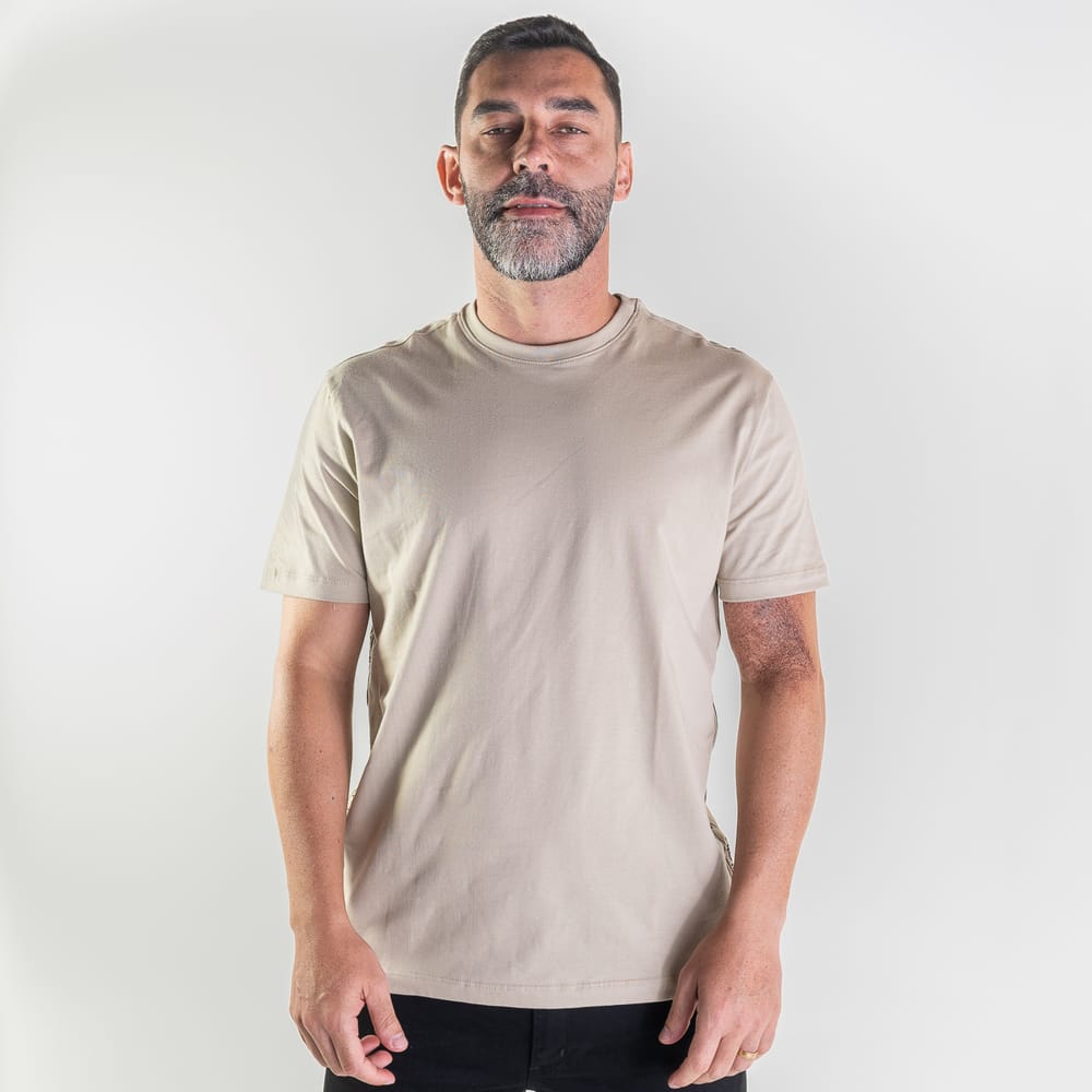 Camiseta Calvin Klein Logo Lateral Khaki