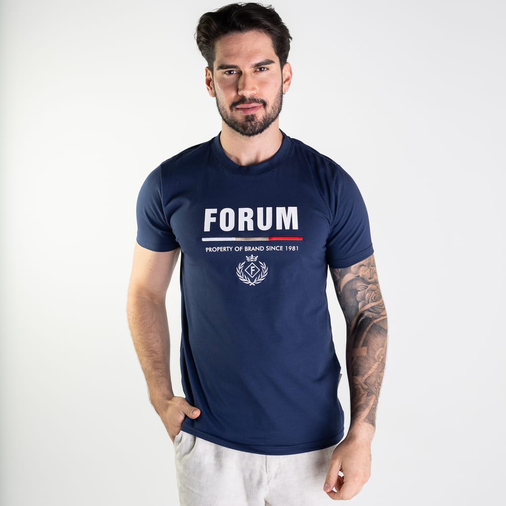 Camiseta Forum Since 1981 Azul Marinho