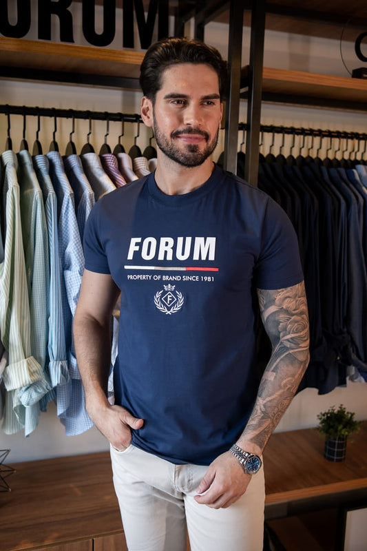 Camiseta Forum Since 1981 Azul Marinho