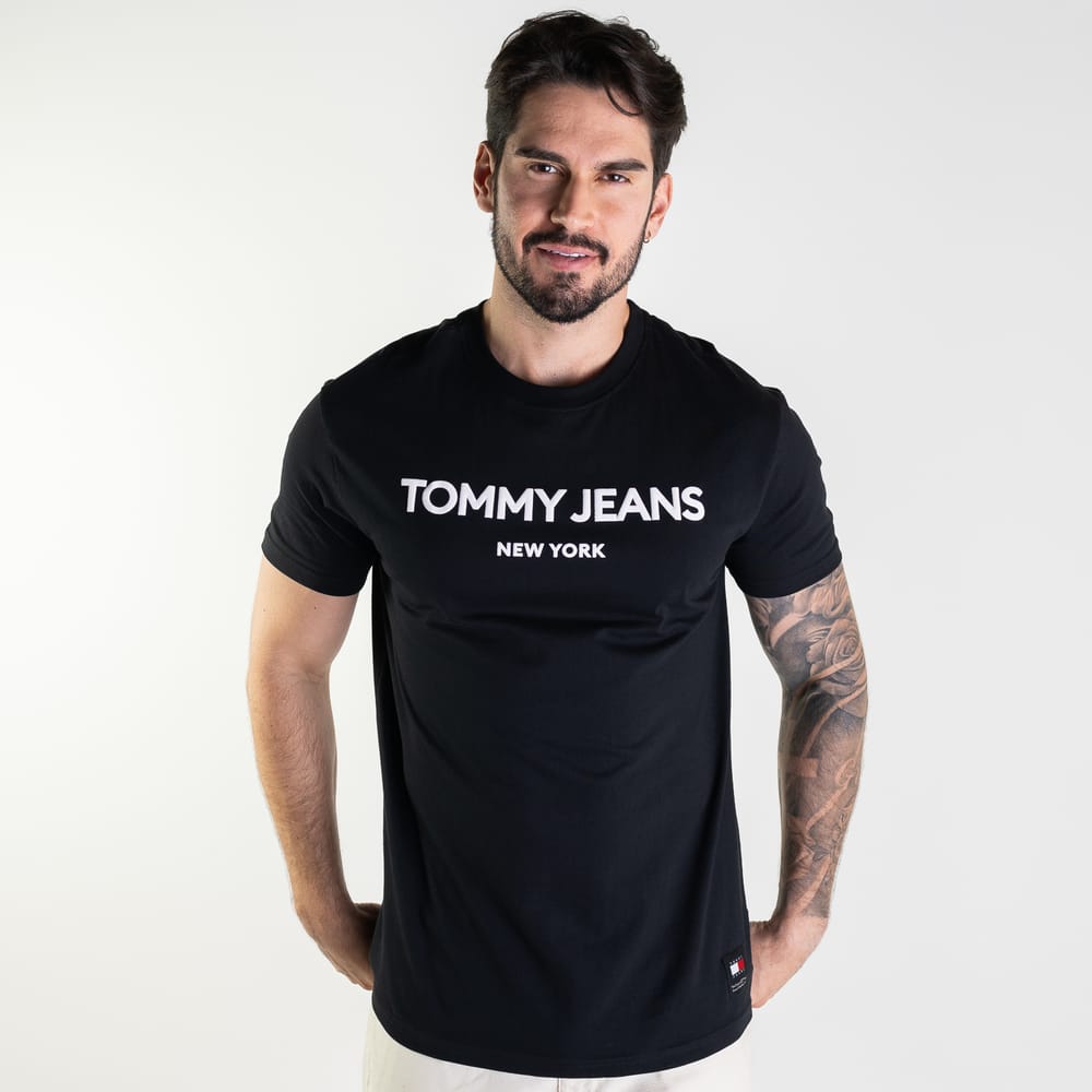 Camiseta Tommy Jeans New York Preto